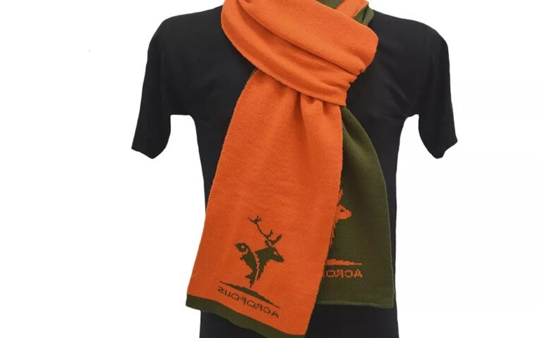 Take care of safety on the hunt! Double-sided signal men’s scarf. Makes you bright and warms your neck in winter!