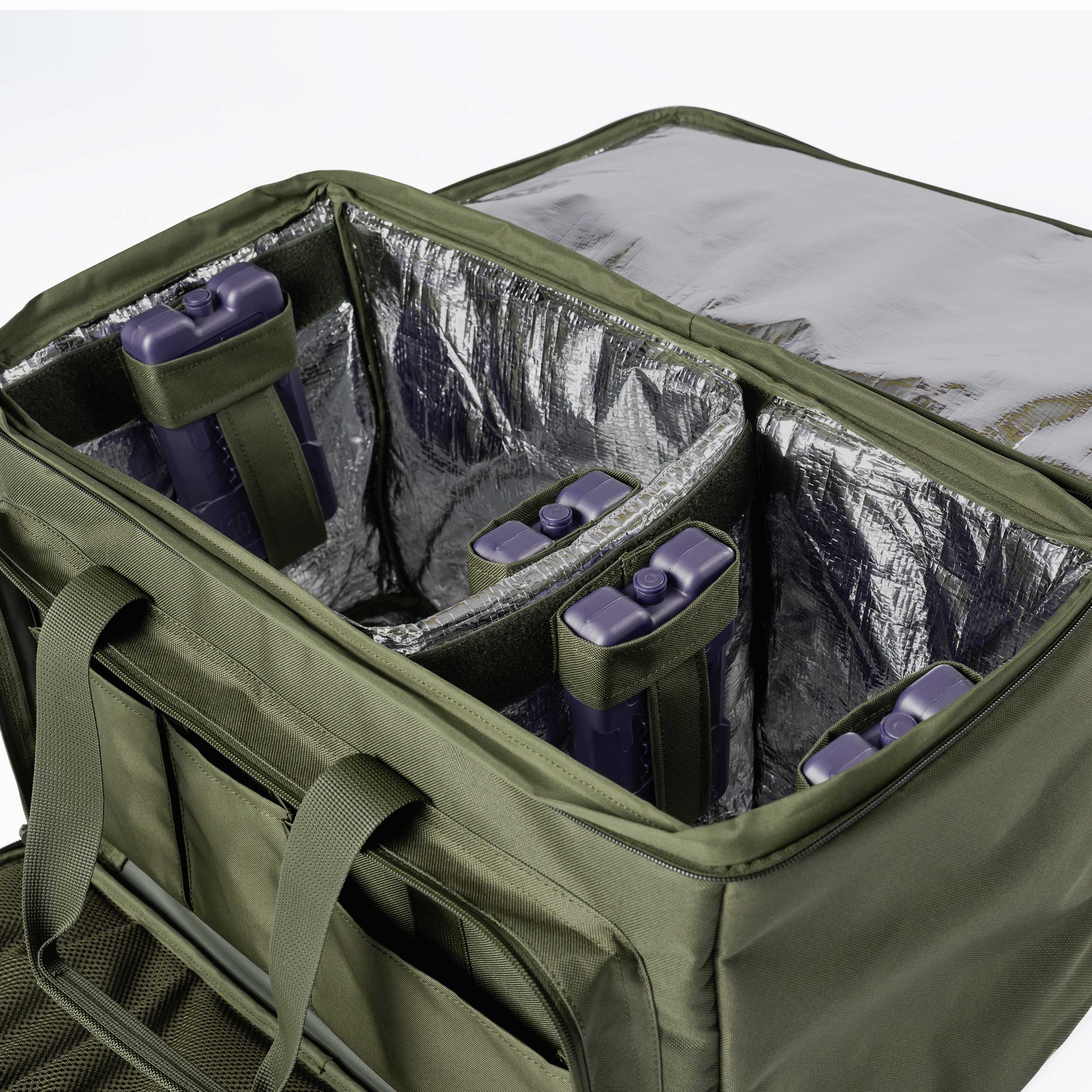 TST-3u Cooler Travel Bag + 4 Cold Batteries + Tablecloth + 3 Food Boxes + 2 Wooden Kitchen Boards