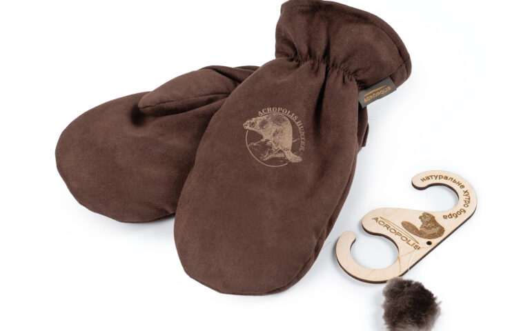 Winter gloves and mittens for hunters and anglers