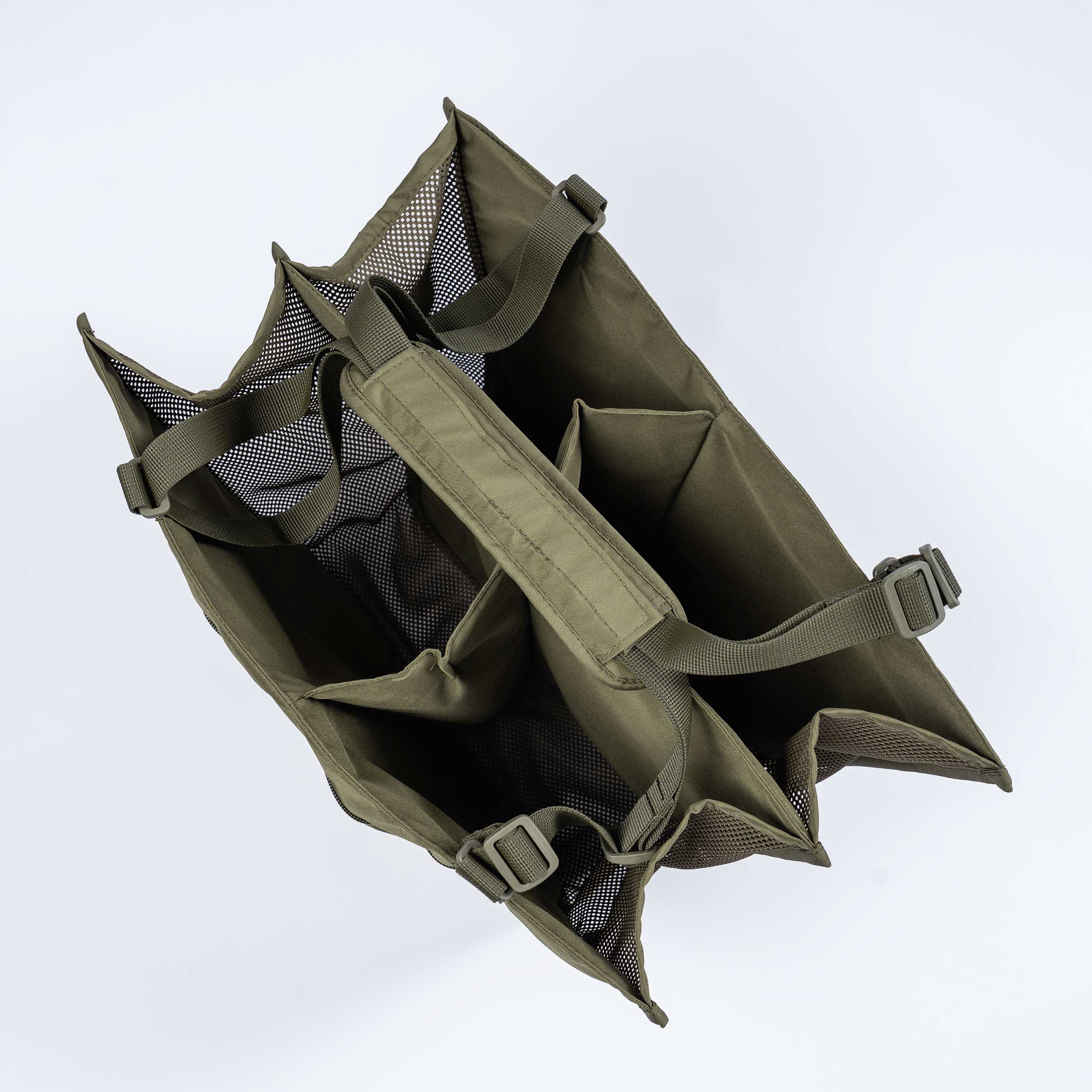 MG-6n Mushroom picking bag (4 sections, 25 l) with adjustable straps and removable shoulder tab