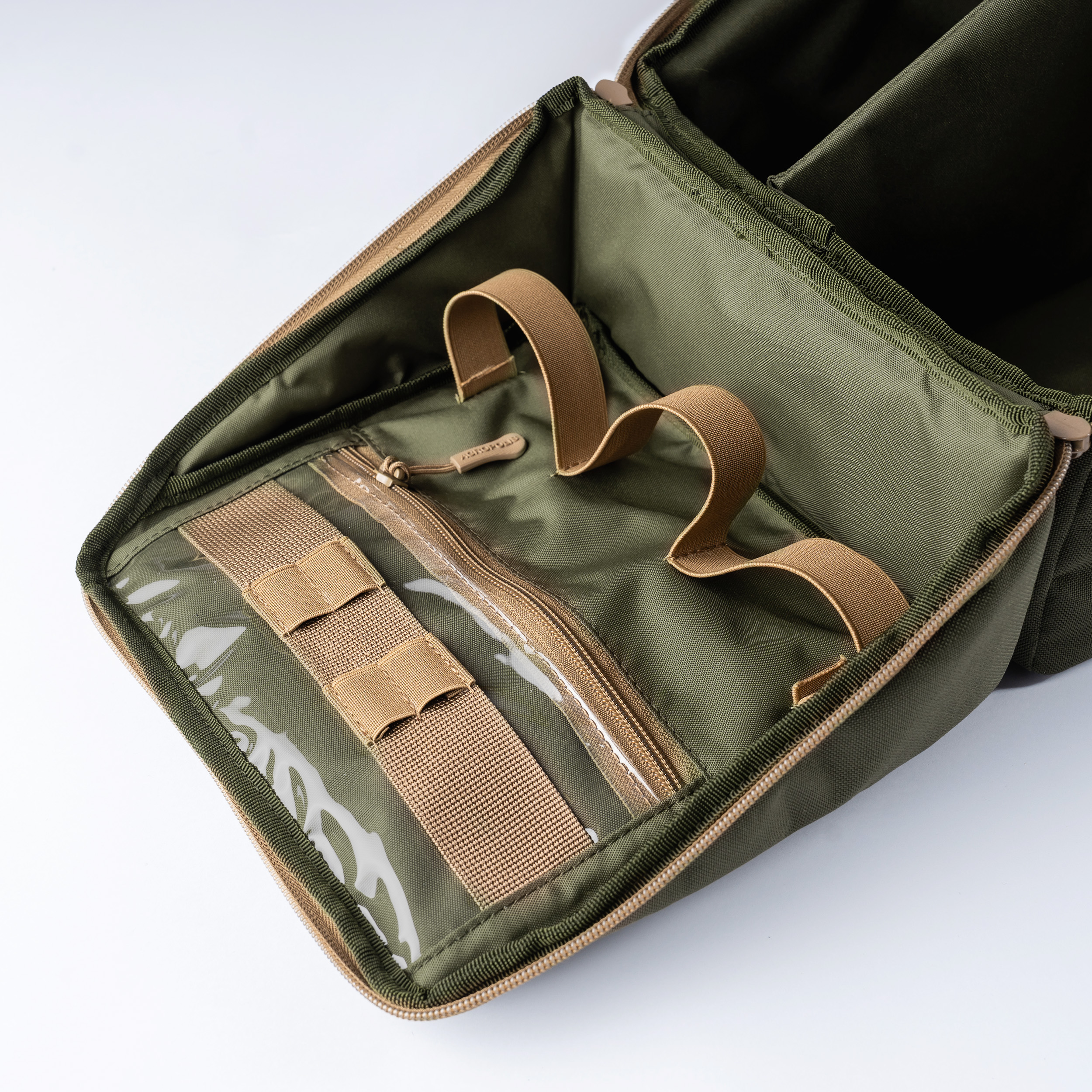 ChHP-5 Picnic Set for Coffee and Tea for 2-4 Persons