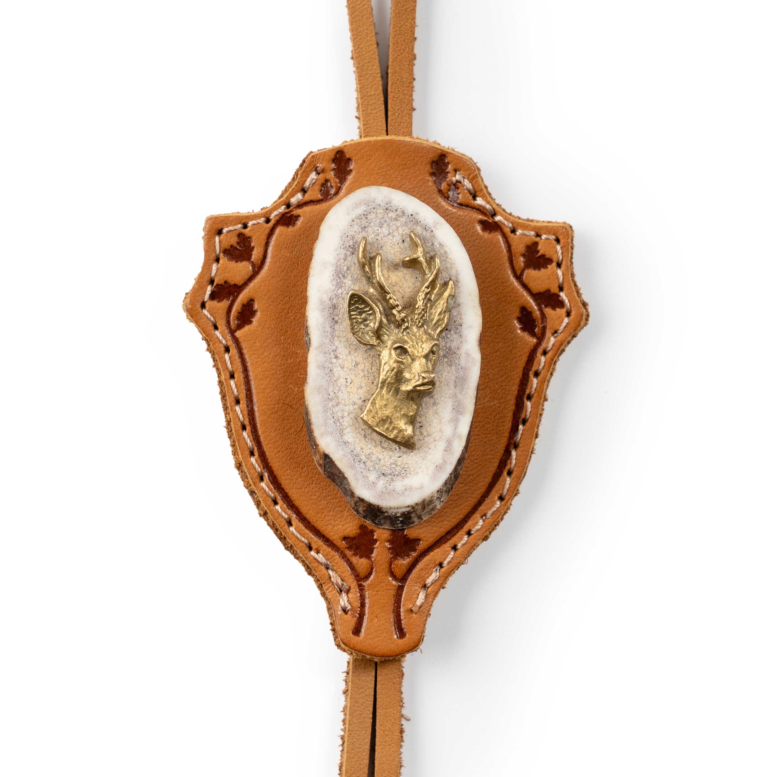 B2-Roe Deer Head. Handmade Hunting Bolo Tie with Leather and Natural Horn